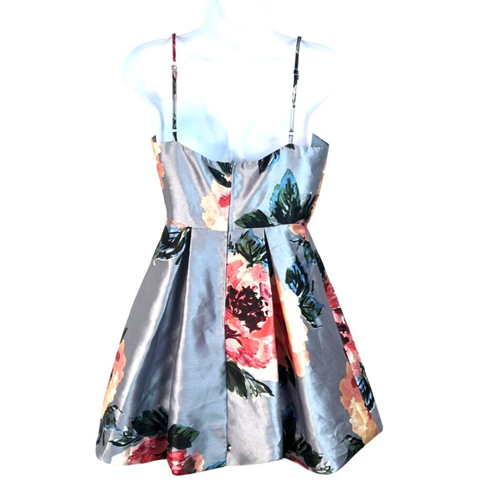 Crystal Doll Juniors Gray Floral Print Satin Bubble Hem Party Mini Dress Size 5 - Picture 3 of 10